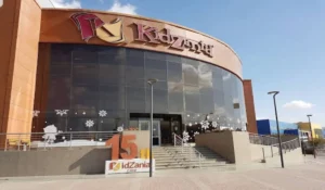 الحياة في التجمع الخامس: دليلك الكامل للمميزات والعيوب 5 كيدزانيا التجمع الخامس