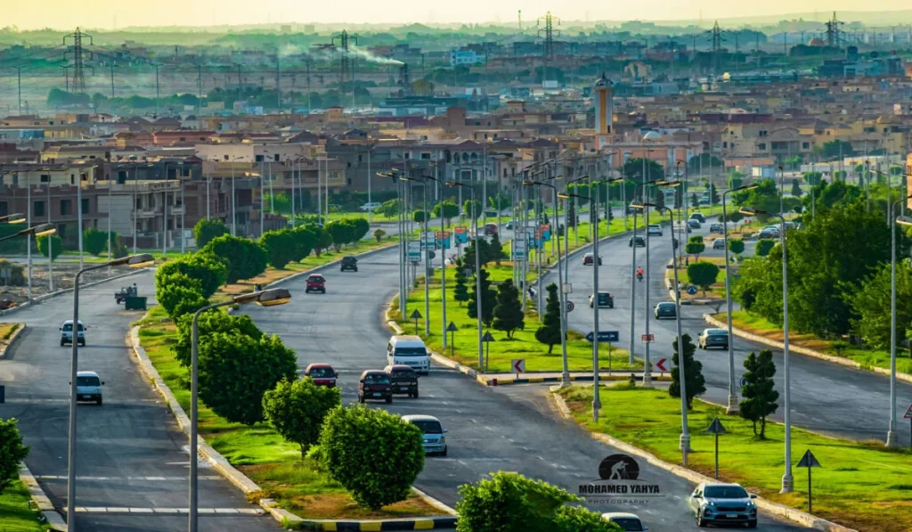 السكن في التجمع الخامس أم الشيخ زايد 2026؟ المقارنة الكاملة بالأسعار والمميزات والعيوب 6 الشيخ زايد