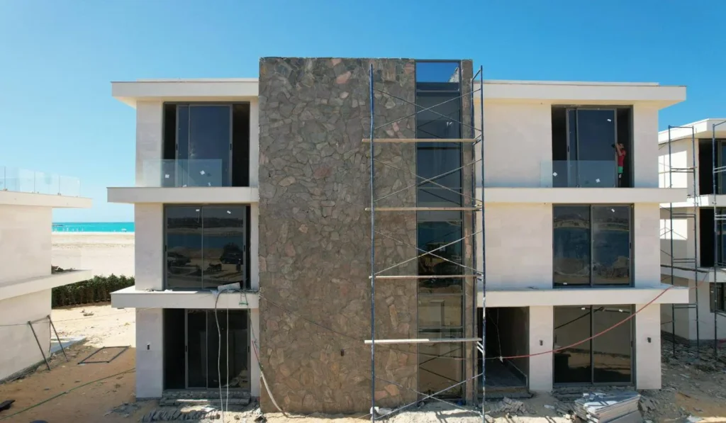 Mercon Developments: المميزات والعيوب والأسعار 2026 10 مشاريع الشركة