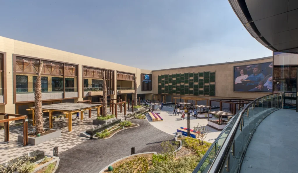 خدعة الأرقام في التجاري: إزاي المساحة البيعية تختلف عن البنائية وتضر استثمارك؟ 4 امثة واقعية