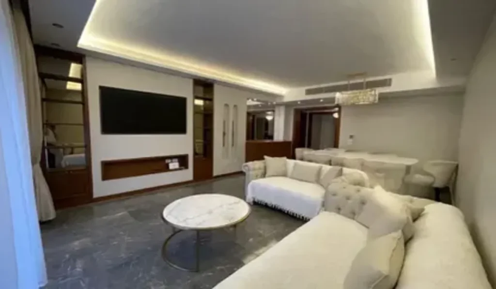 استثمار إيجاري في القاهرة الجديدة: شقة مفروشة ولا غير مفروشة؟ 2 شقة مفروشة 1