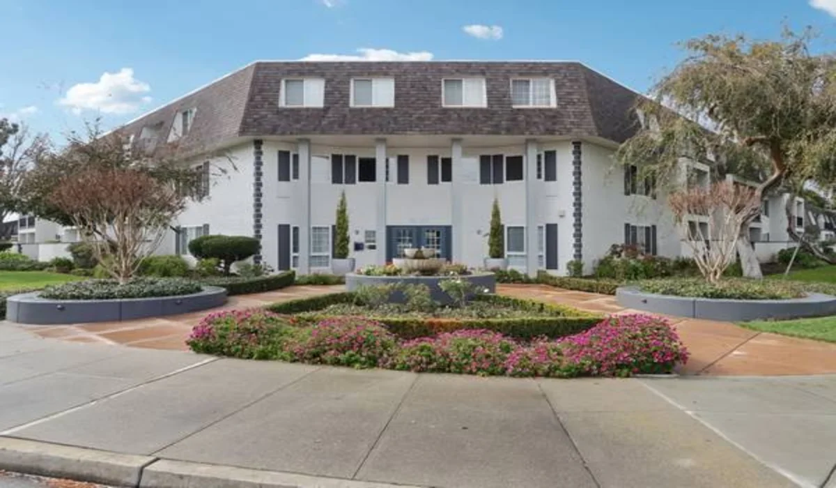 Maintenance و Clubhouse