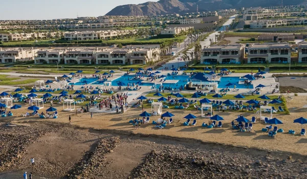 قرية لافيستا 6 العين السخنة