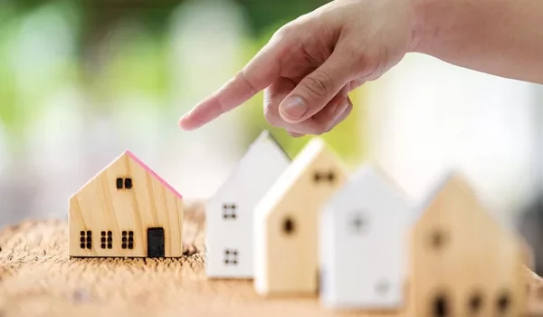 إشاعات السوق العقاري: معلومة أم دعاية؟ | دليلك الكامل