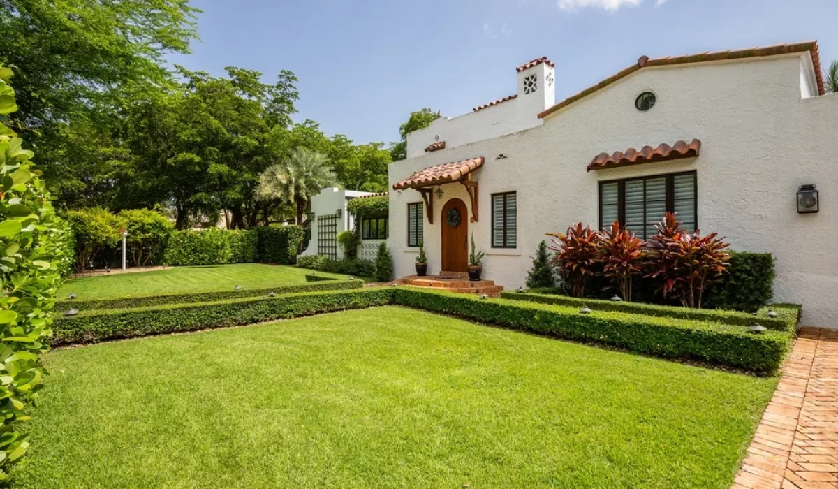 دور أرضي بحديقة: حلم ولا كابوس؟ اعرف كل حاجة قبل ما تشتري!